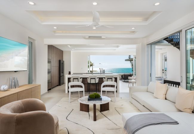 Villa in Long Bay - Blue Lagoon and Goldfinger Villa