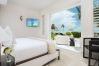 Villa in Long Bay - Blue Lagoon and Goldfinger Villa